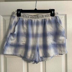 white and blue hollister shorts